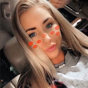 Meet your Posher, Hope